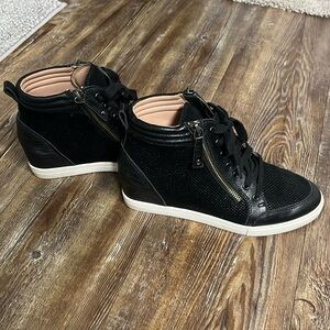 Linea Paolo black wedge sneakers